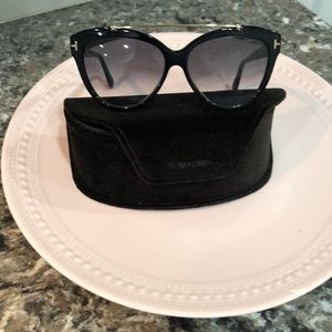 Tom Ford Cat-eye Sunglasses